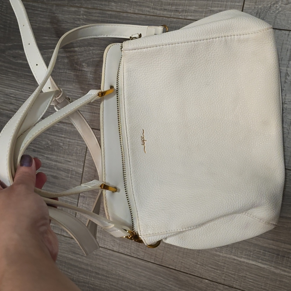 Elegant White Vegan Leather Shoulder Bag. Gold Accents.